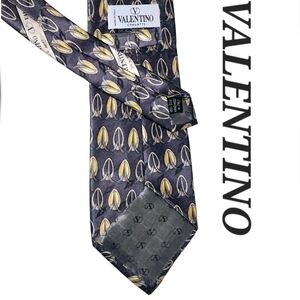 Valentino Gray and Gold Patterned NeckTie